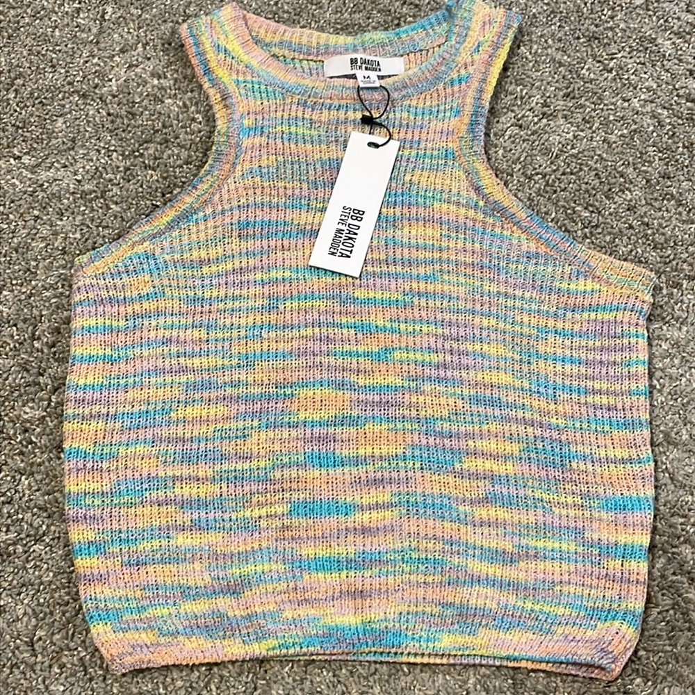 NWT BB Dakota Top